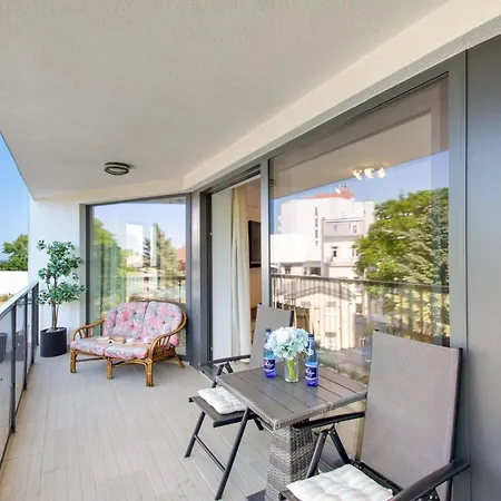 Appartamento Horyzont Seaview By Rent Like Miedzyzdroje